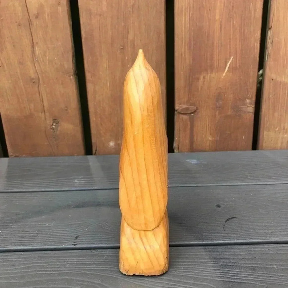 Hand Carved Wooden  Bust - Picture 3 of 7